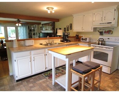 338 Worcester St, Southbridge, MA 01550 - photo 5