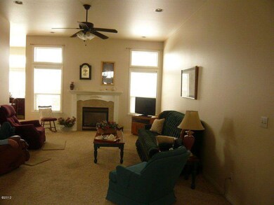 Living Room with Fireplace
