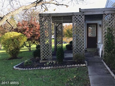 6905 Balsam Ct, Frederick, MD 21703 - photo 2