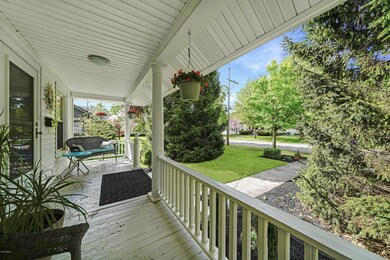 313 W Ann St, Milford, PA 18337 - photo 4