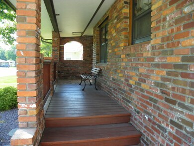 Front Entryway