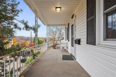 430 Newkirk St, Carnegie, PA 15106 - photo 4