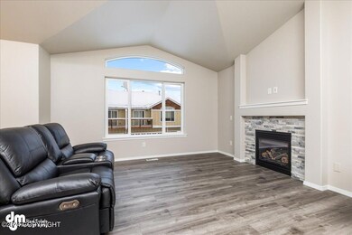 04-Living Room 20240226-DW-1359