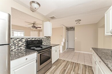 2549 Brampton Ct, Orlando, FL 32817 - photo 6