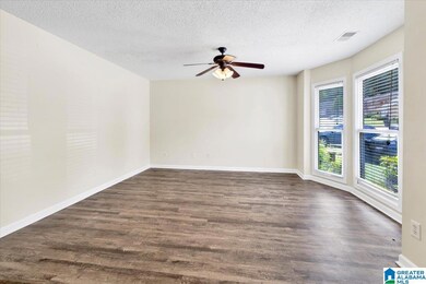 5100 Falling Creek Ln, Birmingham, AL 35235 - photo 2