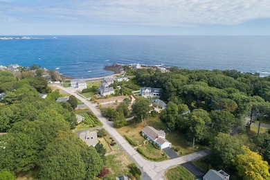 8 Wavecrest Dr, York, ME 03909 - photo 3