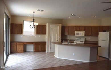 595 S Newport St, Chandler, AZ 85225 - photo 2