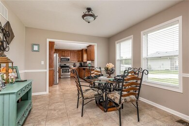 487 Clara Lee Ct, New Albany, IN 47150 - photo 3