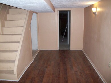 619 Main St unit B, Stroudsburg, PA 18360 - photo 5