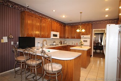 Kitchen Bar Counter