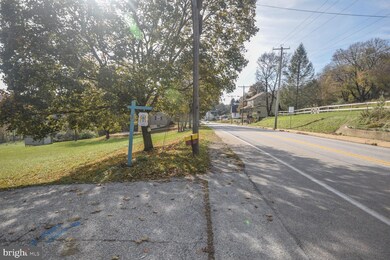 55 N Main St, Seven Valleys, PA 17360 - photo 2