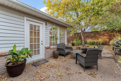 4616 Bonnell Ave, Fort Worth, TX 76107 - photo 2