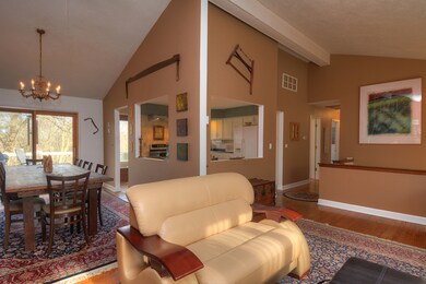 52 Lake Shore Dr, Carpentersville, IL 60110 - photo 5