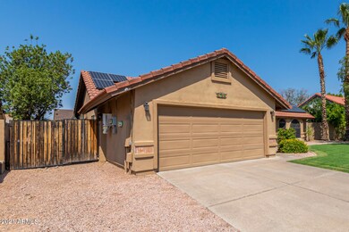 5766 E Enrose St, Mesa, AZ 85205 - photo 2