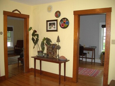 33 Campbell Rd, Center Rutland, VT 05736 - photo 5