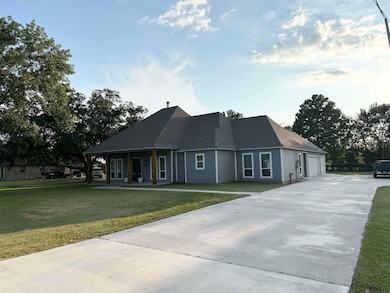 20260 Sallie Dr, Plaquemine, LA 70764 - photo 4