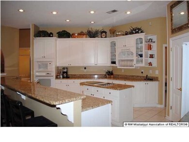 11343 Whispering Pines Dr, Olive Branch, MS 38654 - photo 6