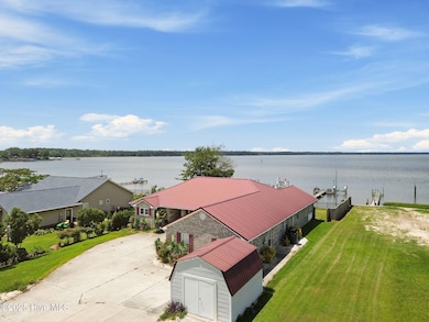 132 Gemstone Dr, Sneads Ferry, NC 28460 - photo 2