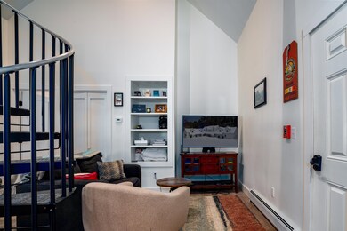 1457 Mountain Rd unit 2, Stowe, VT 05672 - photo 4