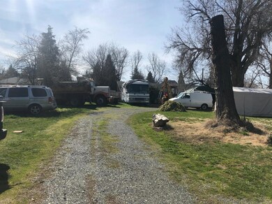 2412 Spring St, Medford, OR 97504 - photo 5