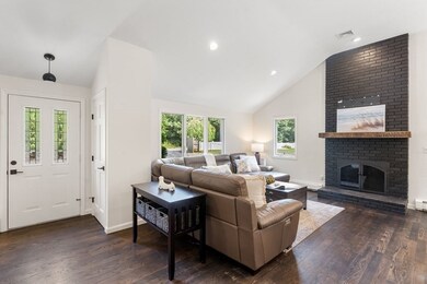 415 Creek St, Wrentham, MA 02093 - photo 3