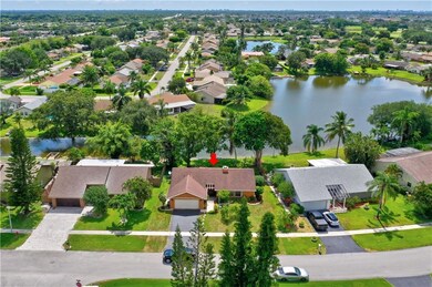 9750 Richmond Cir, Boca Raton, FL 33434 - photo 2