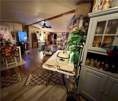 671 Phillipi Hollow Rd, Atkins, VA 24311 - photo 4