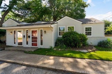 3805 S Quincy Ave unit 3805, Tulsa, OK 74105 - photo 3