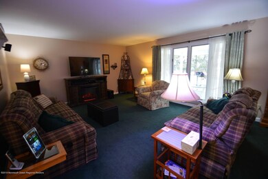 Living Rm