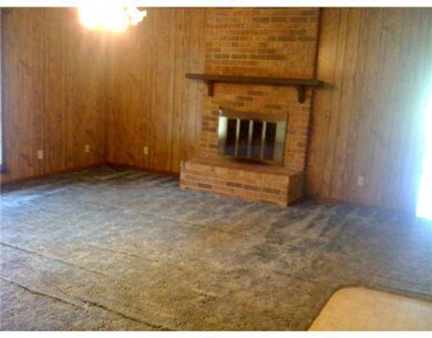 310 Holly Moore Dr, Pineville, LA 71360 - photo 2