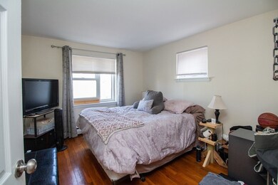 105 Chestnut St unit 6, Brookline, MA 02445 - photo 5