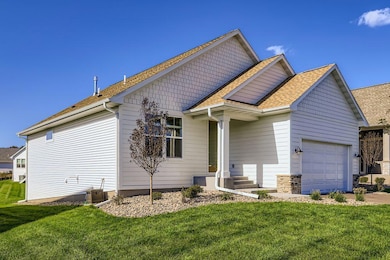 4873 127th Circle NE - MLS Sized - 009 - 02 Exterior Front.jpg