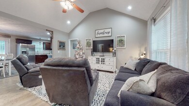 105 Doak St, Shelbyville, TN 37160 - photo 4