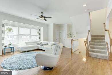 22919 Chinkapin Oak Terrace, Sterling, VA 20166 - photo 3