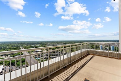 6 Private Balconies ~ Each Ensuite Bedroom has their own. See clear Chesapeake Bay & Atlantic Ocean Views!