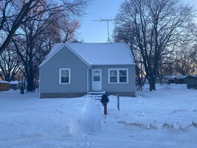 1900 SE Marshall St, Albert Lea, MN 56007 - photo 3