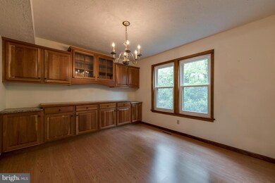 23247 Holly Hill Ln, California, MD 20619 - photo 4