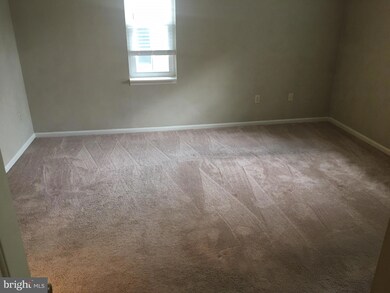 809 B Stratford Way unit 1400B, Frederick, MD 21701 - photo 3