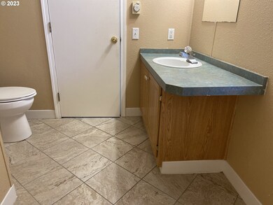 6488 Tepper Park Way NE unit 3, Keizer, OR 97303 - photo 5