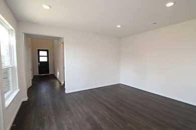 1102 Five T Ln, Tomball, TX 77375 - photo 7