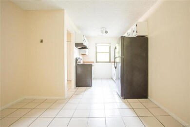 991 Village Round unit F, Allentown, PA 18106 - photo 5