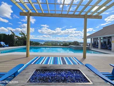 1266 Lakeview Dr, Dandridge, TN 37725 - photo 7