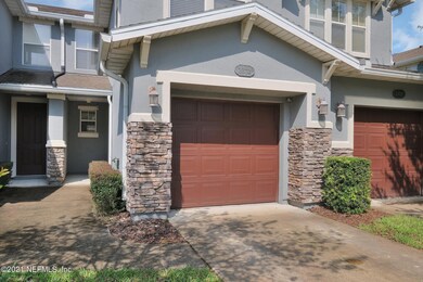 2372 Red Moon Dr, Jacksonville, FL 32216 - photo 4