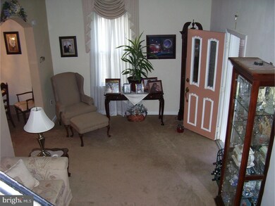 909 Lawnton Terrace, Glenolden, PA 19036 - photo 3