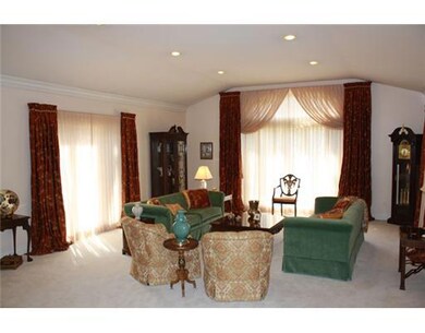 125 Old Mendon Rd, Cumberland, RI 02864 - photo 3