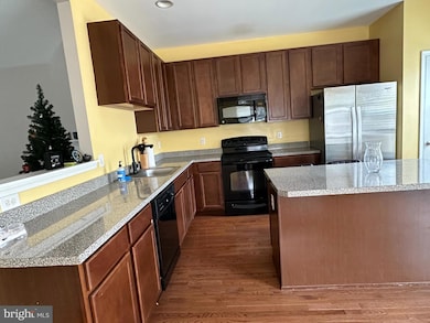 526 S Twin Lakes Blvd, Newark, DE 19711 - photo 4