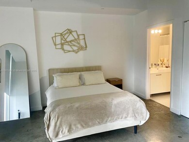 Centro unit 2807, Miami, FL 33131 - photo 4