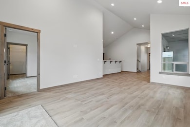 8424 N Snowflake Ln, Hayden, ID 83835 - photo 4