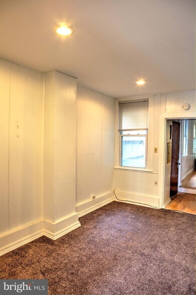 523 S Ann St unit 2, Baltimore, MD 21231 - photo 4