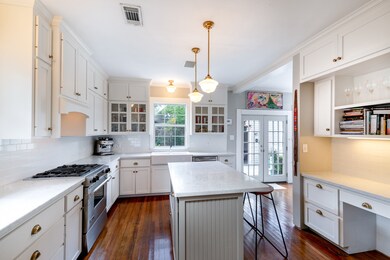 945 Bayland Ave, Houston, TX 77009 - photo 5